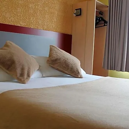 Hotel Libre 3*